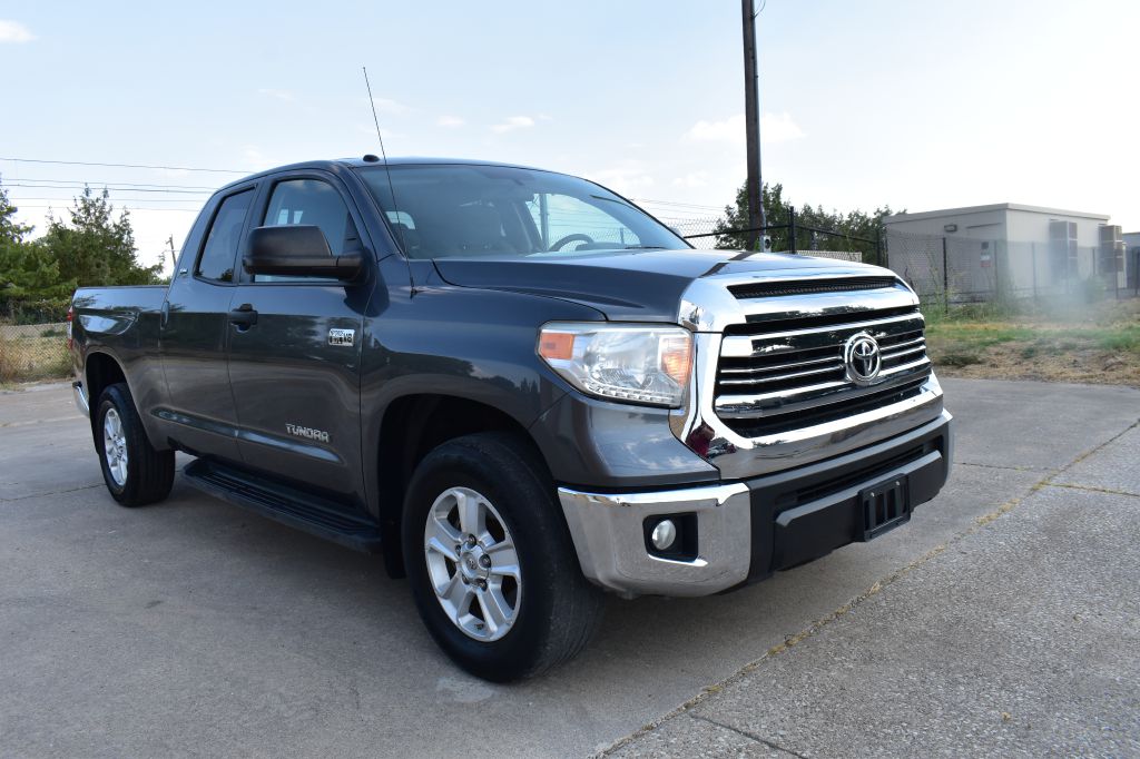 Toyota Tundra 2WD 2017 Toyota Tundra 2WD 5TFRW5F17HX212528