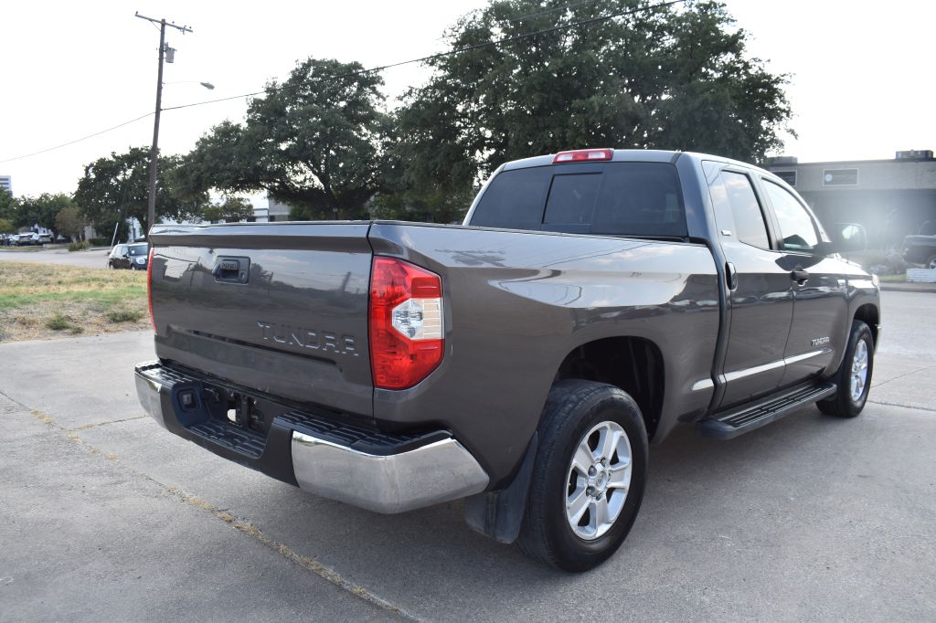 Toyota Tundra 2WD 2017 Toyota Tundra 2WD 5TFRW5F17HX212528