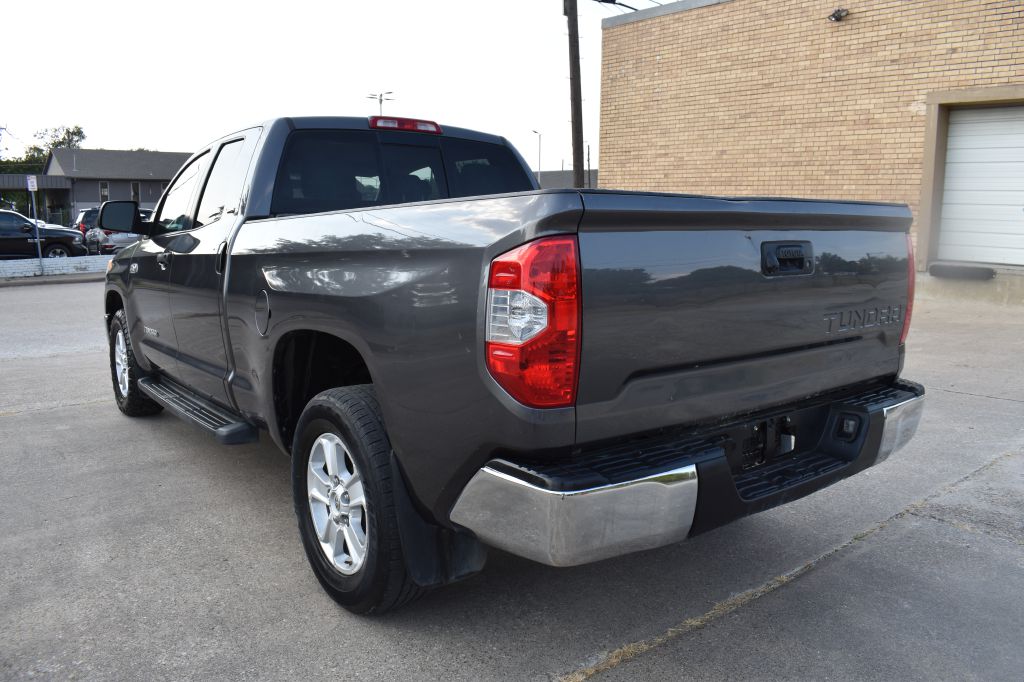 Toyota Tundra 2WD 2017 Toyota Tundra 2WD 5TFRW5F17HX212528