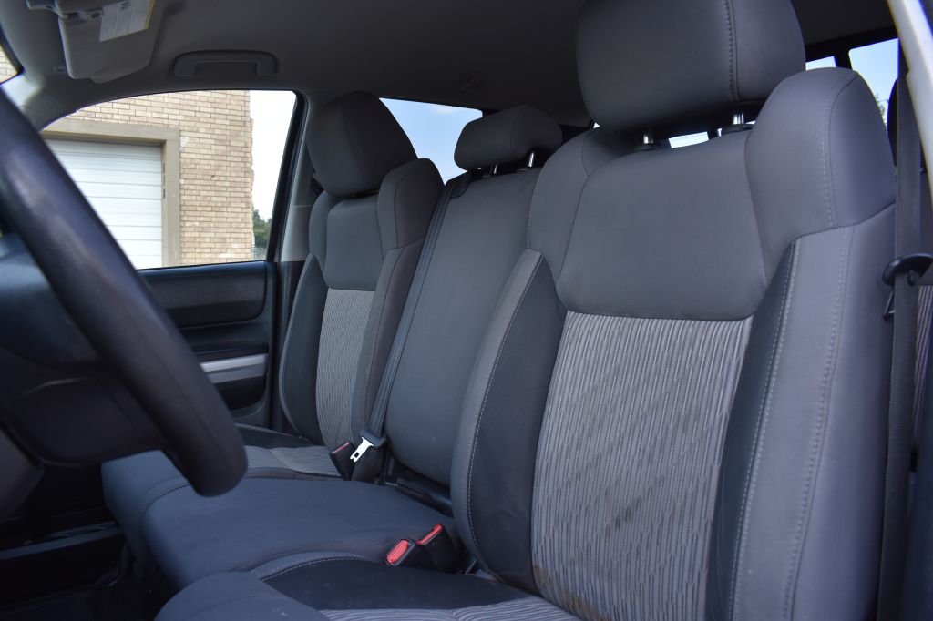 Toyota Tundra 2WD 2017 Toyota Tundra 2WD 5TFRW5F17HX212528