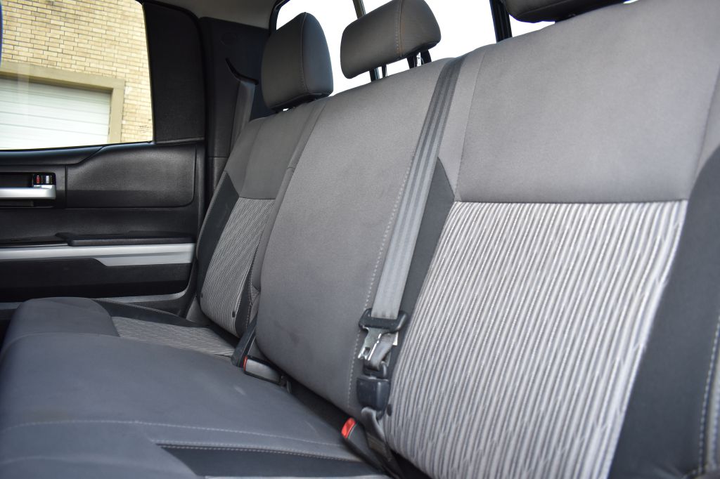 Toyota Tundra 2WD 2017 Toyota Tundra 2WD 5TFRW5F17HX212528