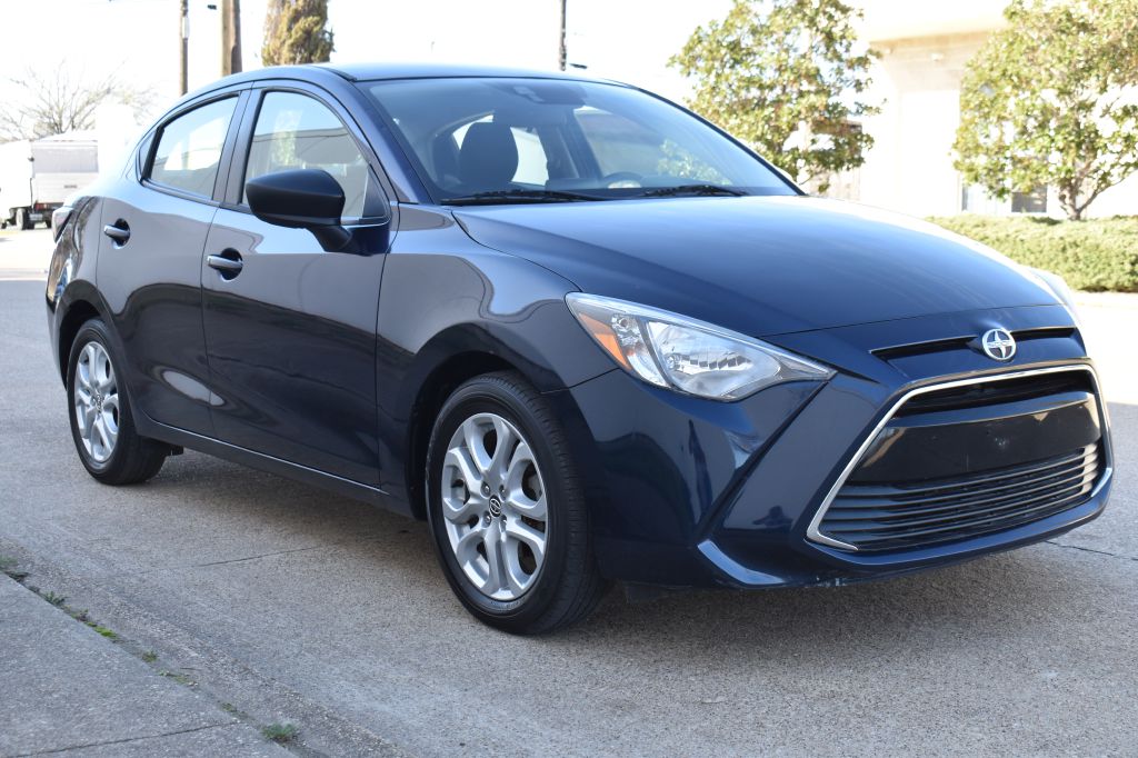 Scion iA 2016 Scion iA 3MYDLBZV1GY125125