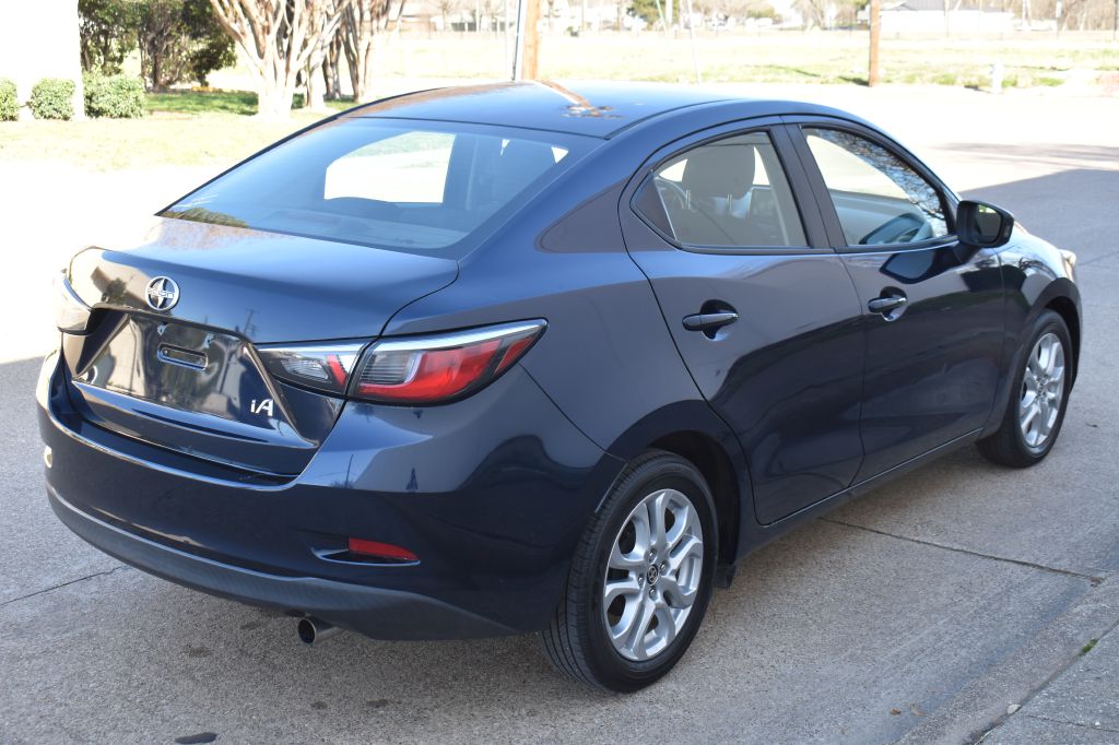 Scion iA 2016 Scion iA 3MYDLBZV1GY125125