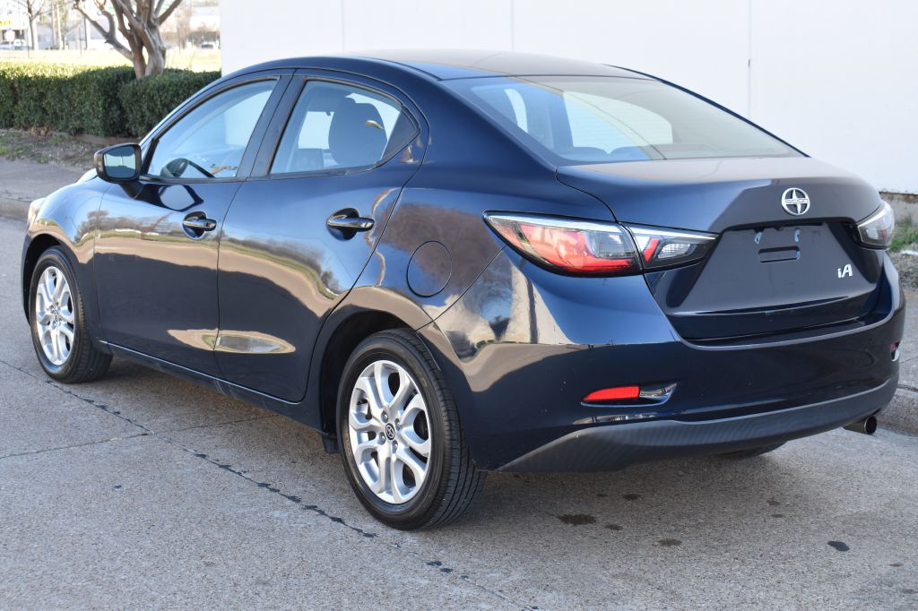Scion iA 2016 Scion iA 3MYDLBZV1GY125125