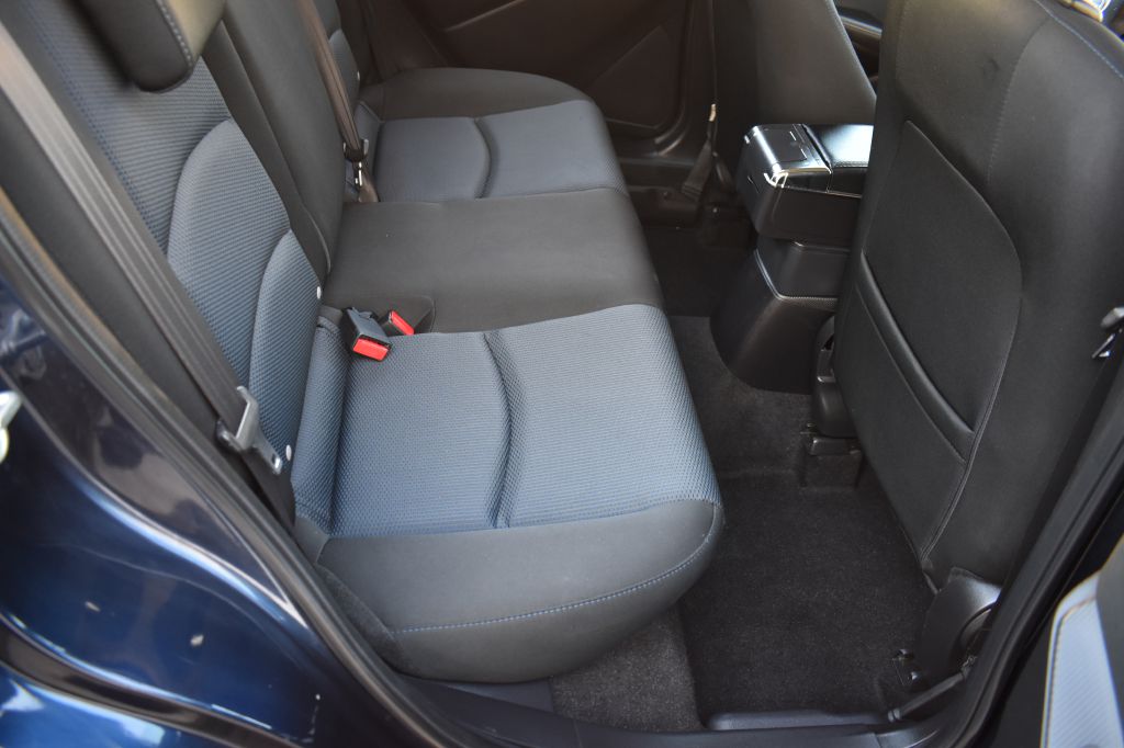 Scion iA 2016 Scion iA 3MYDLBZV1GY125125