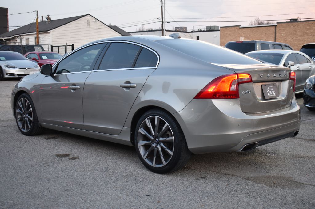 Volvo S60 2015 Volvo S60 YV126MFM8F2361637
