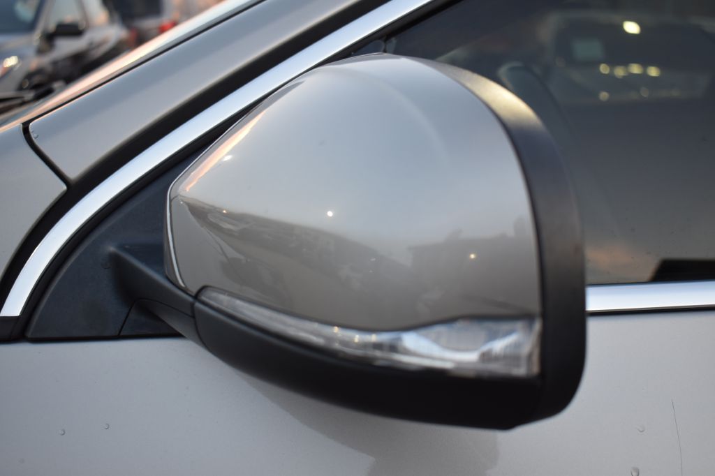 Volvo S60 2015 Volvo S60 YV126MFM8F2361637