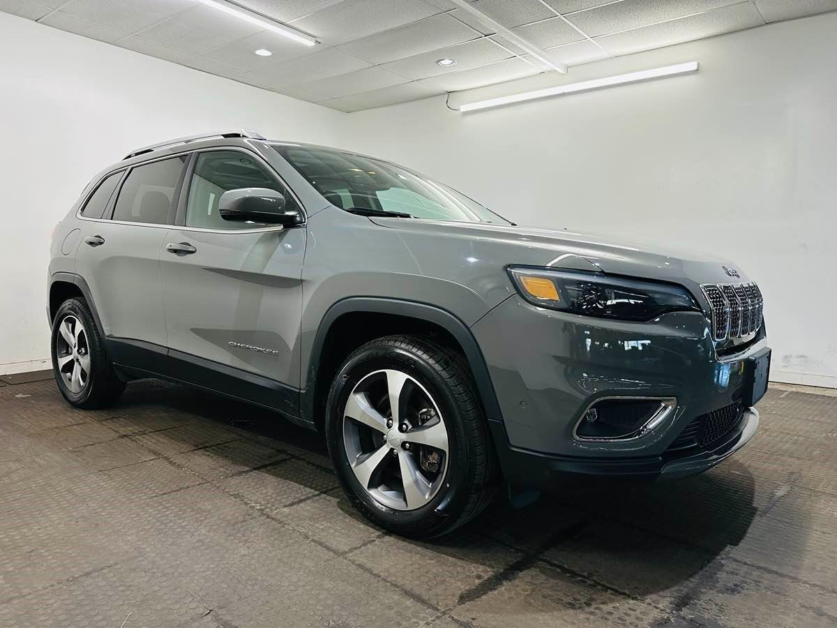 2021 Jeep Cherokee Limited V6 Sting Gray Panoramic Sunroof