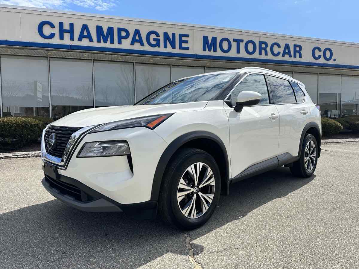 2021 Nissan Rogue SV Premium Package with Panoramic Sunroof