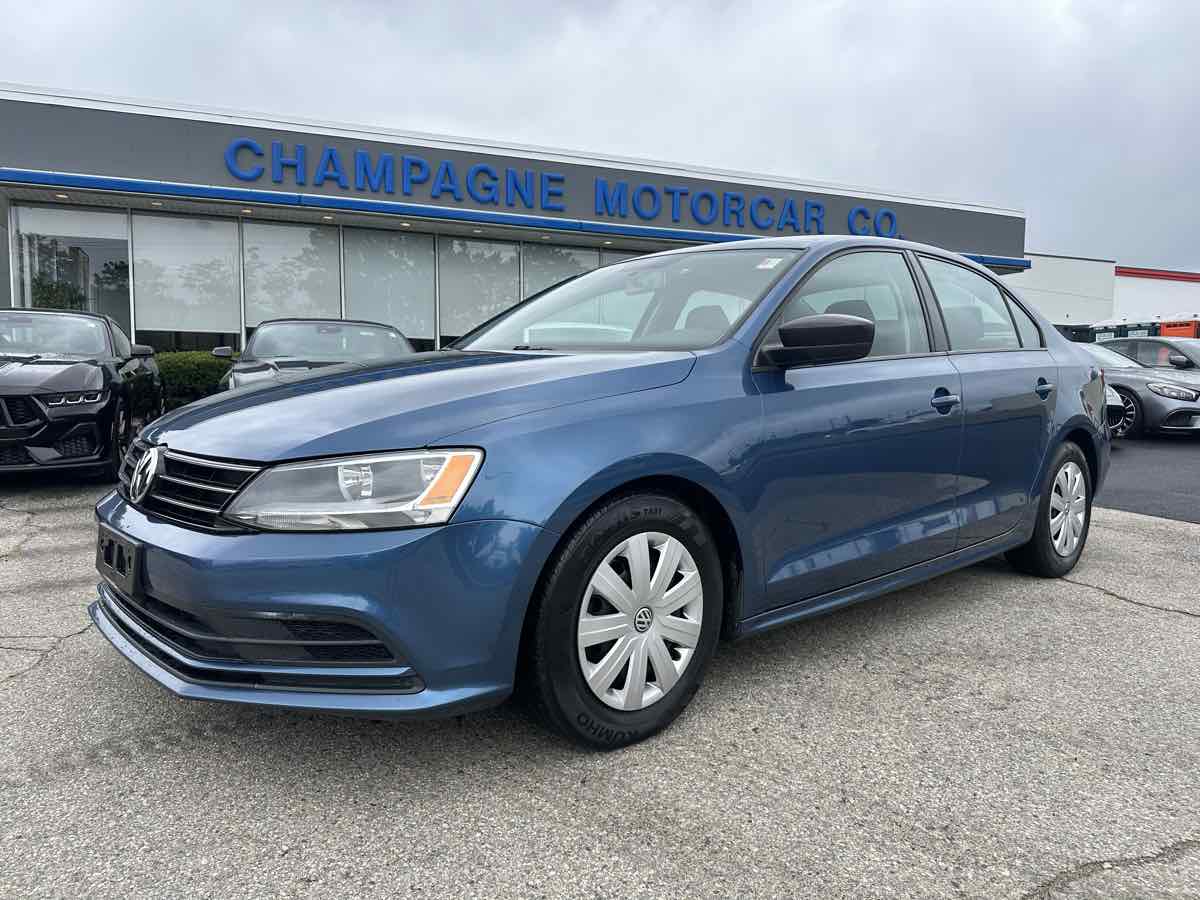 2016 Volkswagen Jetta Sedan 1.4T S with MANUAL transmission!!