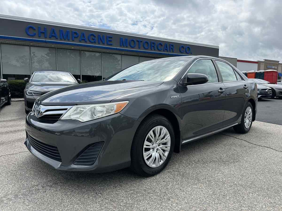 2012 Toyota Camry Hybrid LE  ONE OWNER with only 63,000 miles!