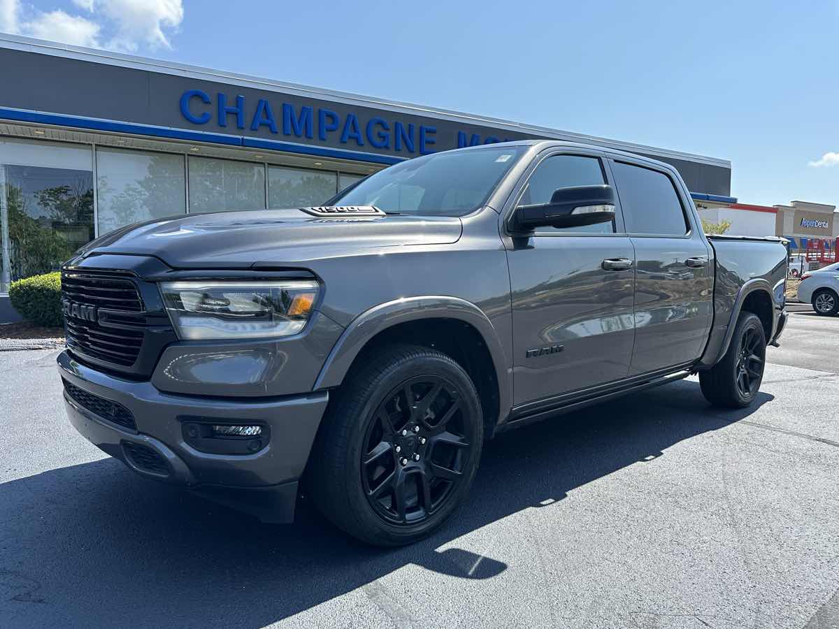 2022 Ram 1500 LARAMIE Night Pack, Pano Roof, Power Steps, 12inch NAVI