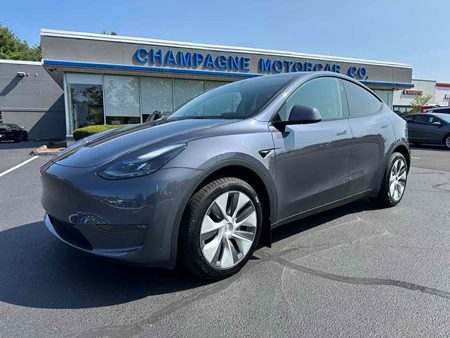 2023 Tesla Model Y Long Range up to 330 MILES per charge!