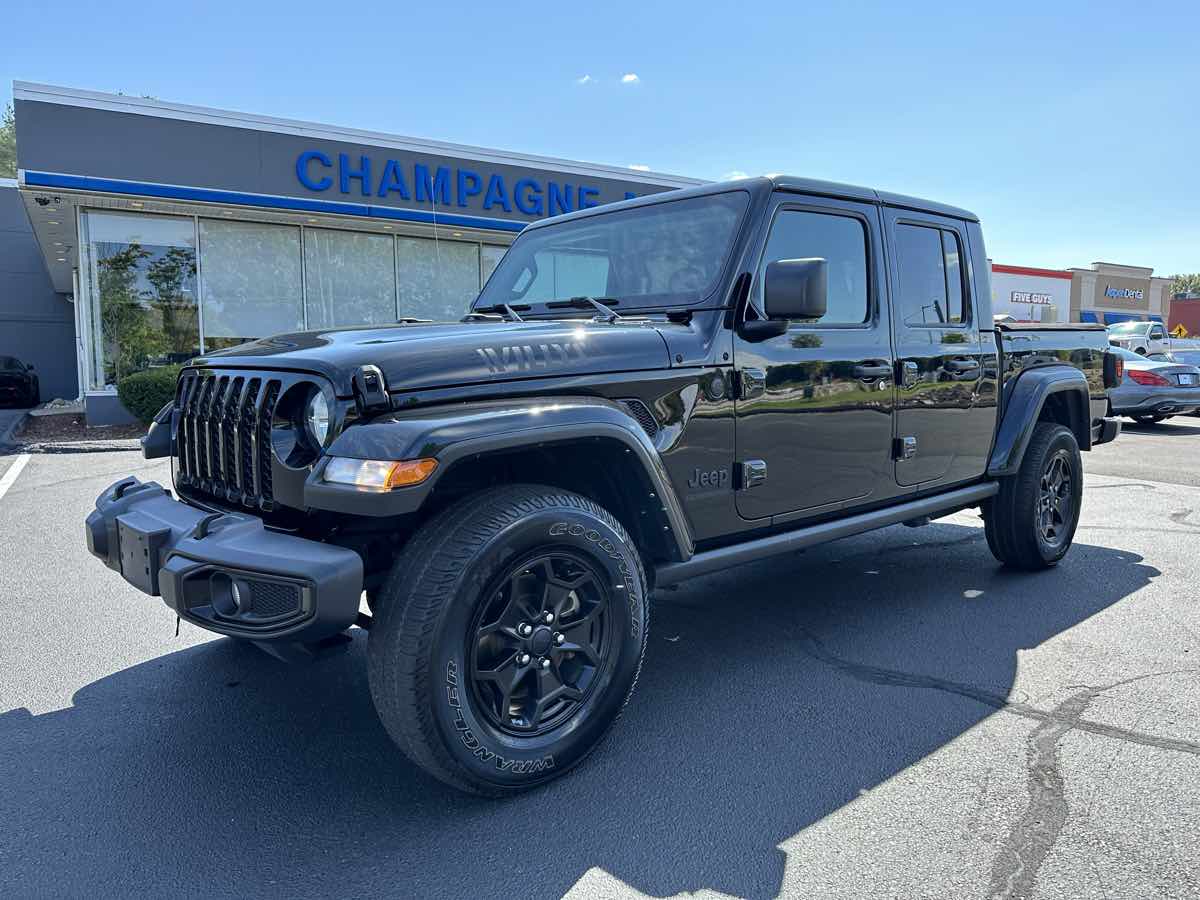 2021 Jeep Gladiator Willys with Navi, Alpine, Tow, Cold Climate Pack