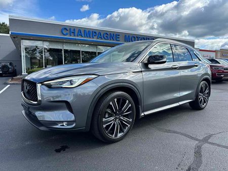 2021 INFINITI QX50 LUXE with Sport Appearance Package!