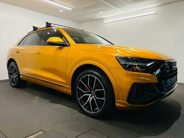 2021 Audi Q8 Premium Plus BLACK OPTIC