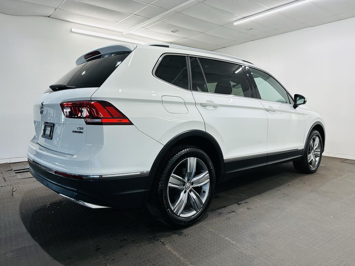 Sold 2018 Volkswagen Tiguan SEL Premium NAVI, PANO ROOF, Lane Departure ...