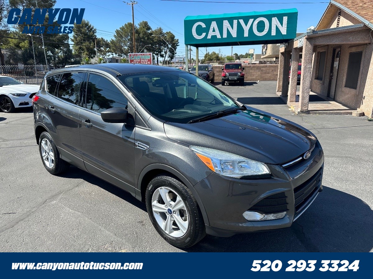 2016 Ford Escape SE