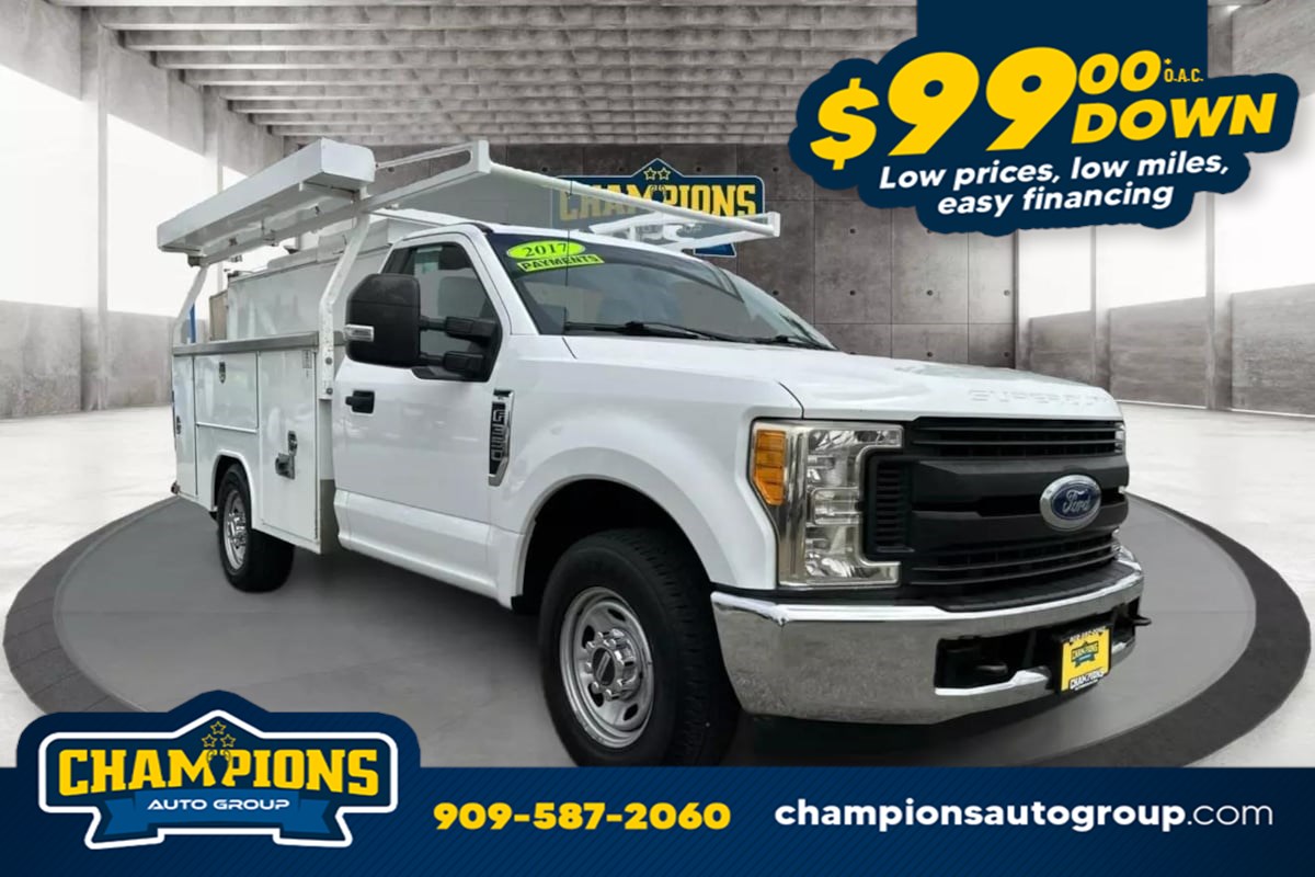 2017 Ford Super Duty F-350 SRW XL