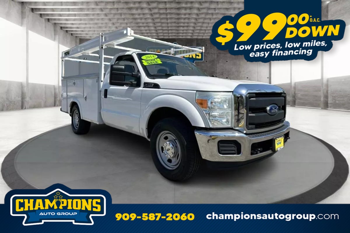 2014 Ford Super Duty F-350 SRW XL