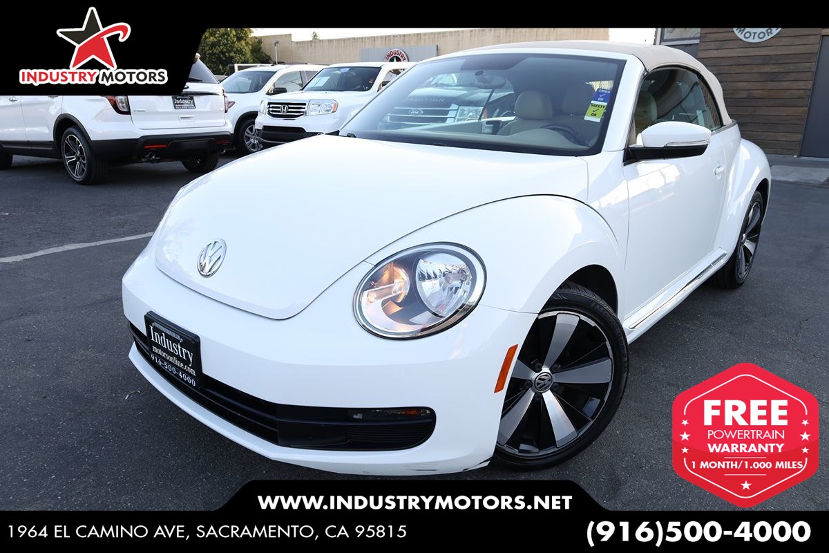 2013 Volkswagen Beetle Convertible 2.5L w/Tech