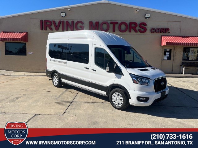 2023 Ford Transit Passenger Wagon XLT