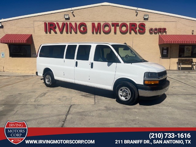 2019 Chevrolet Express Passenger LT