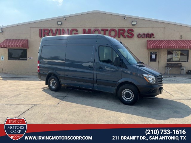 2018 Mercedes-Benz Worker 2500 Standard Roof V6 144"  RWD