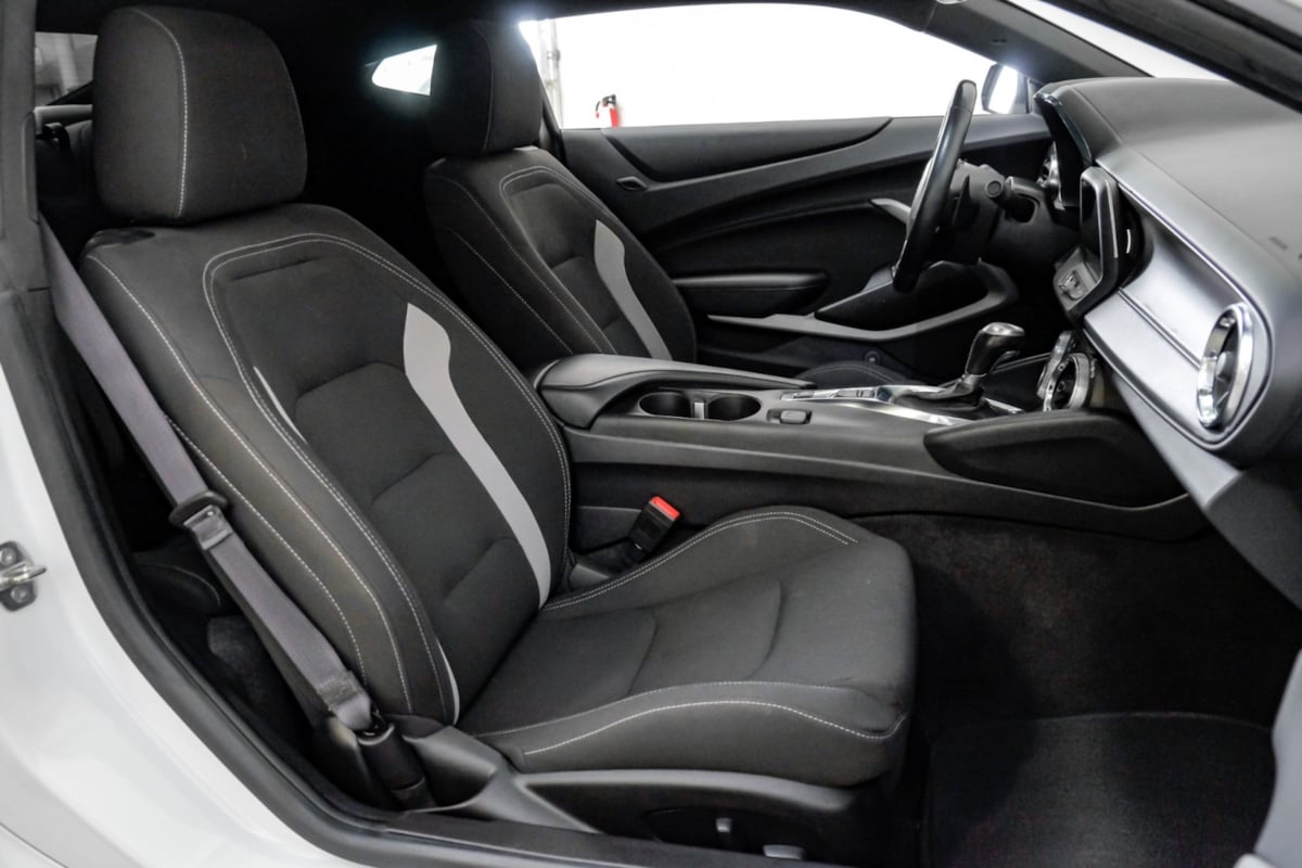 Chevrolet Camaro 2021 Chevrolet Camaro 1G1FF1R72M0135624