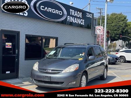 2010 Toyota Sienna XLE