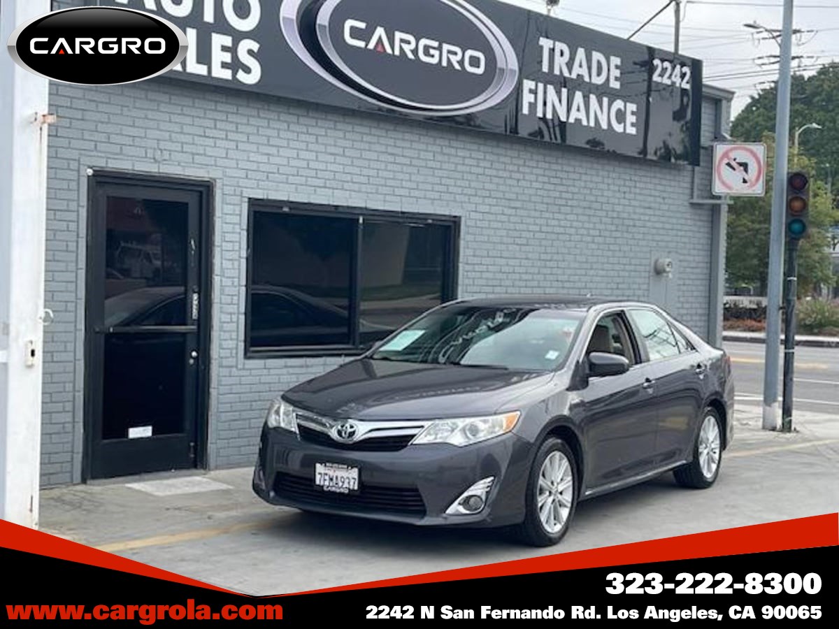 2014 Toyota Camry Hybrid XLE