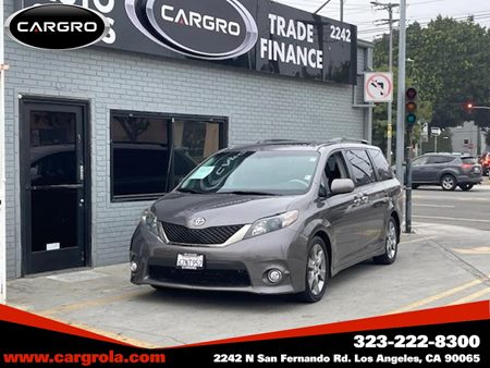 2013 Toyota Sienna SE