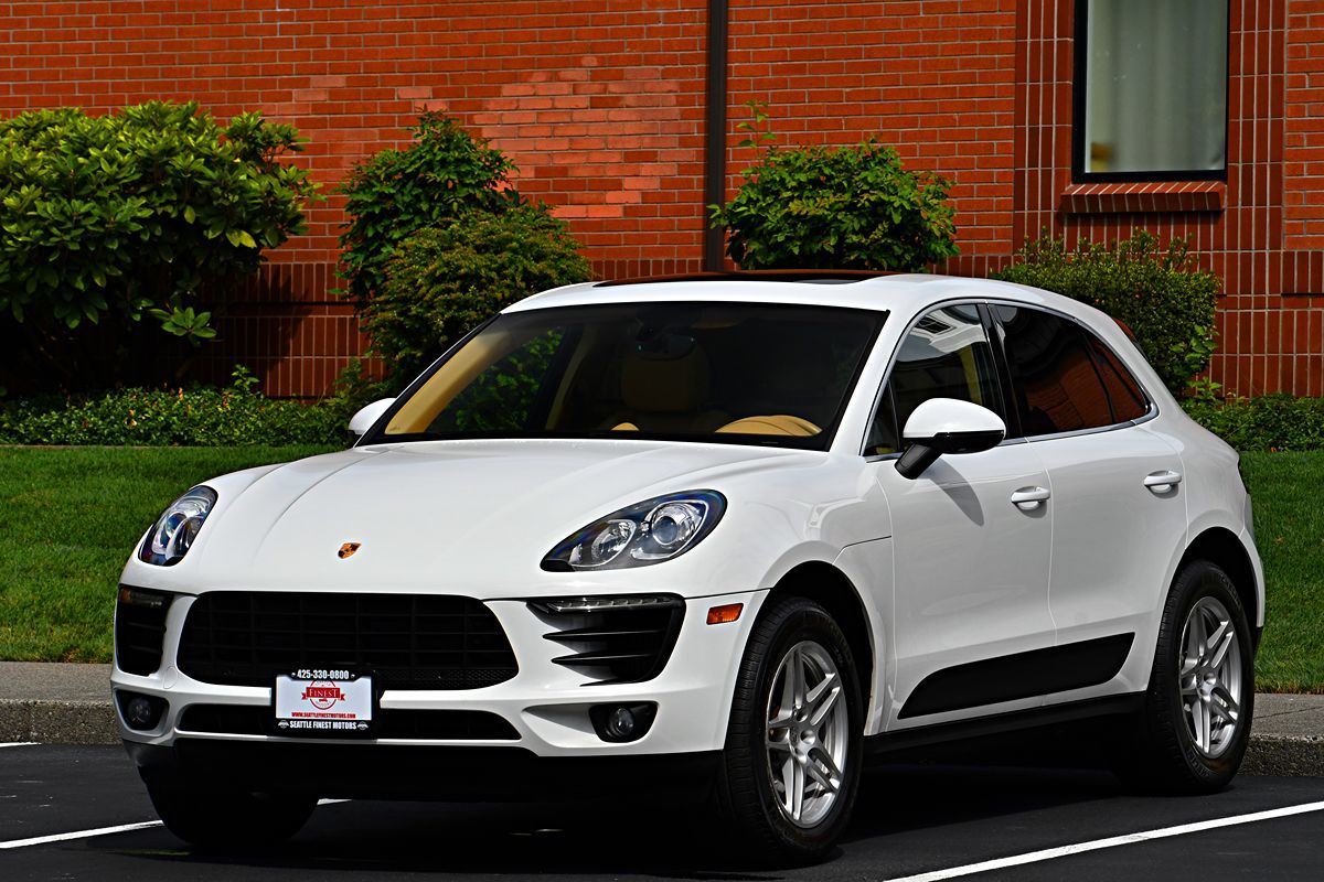 2015 Porsche Macan S