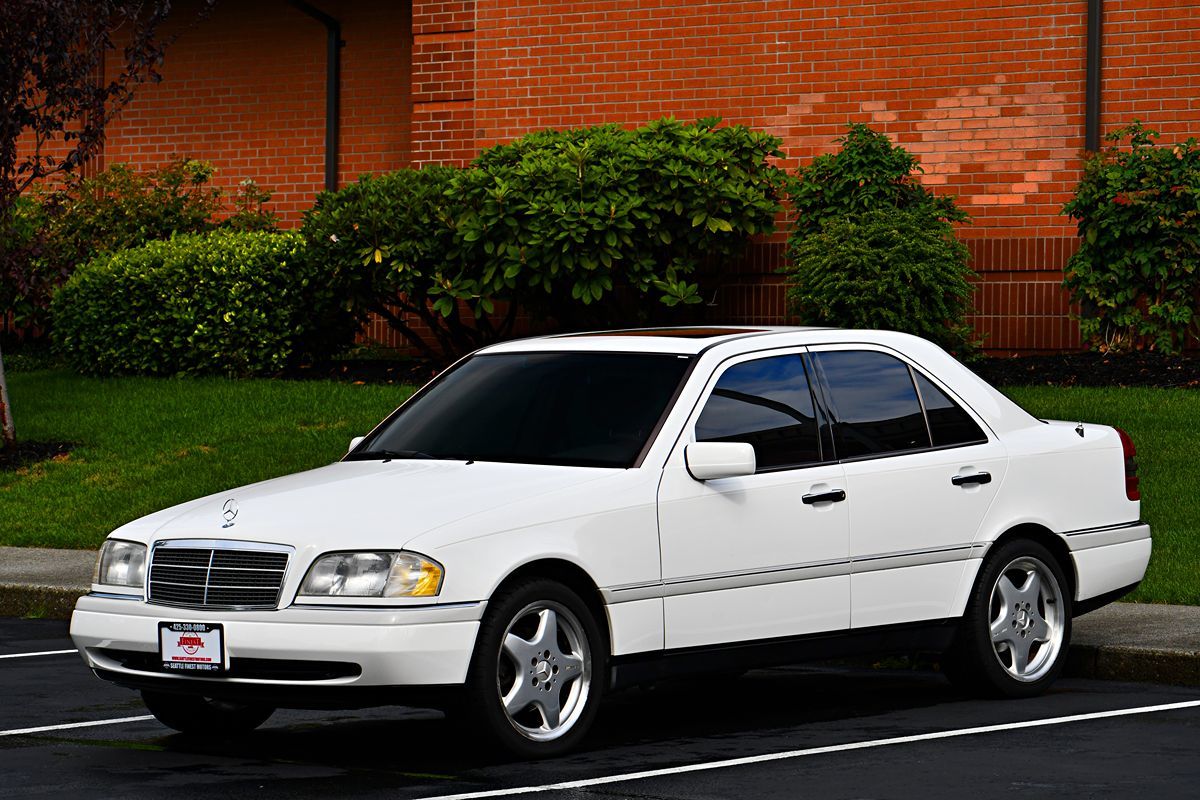 1995 Mercedes-Benz 2.8L 4dr Sedan