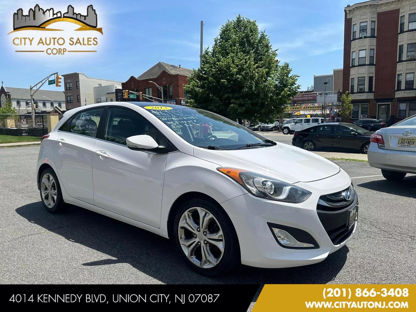 2013 Hyundai Elantra GT w/Blue Int