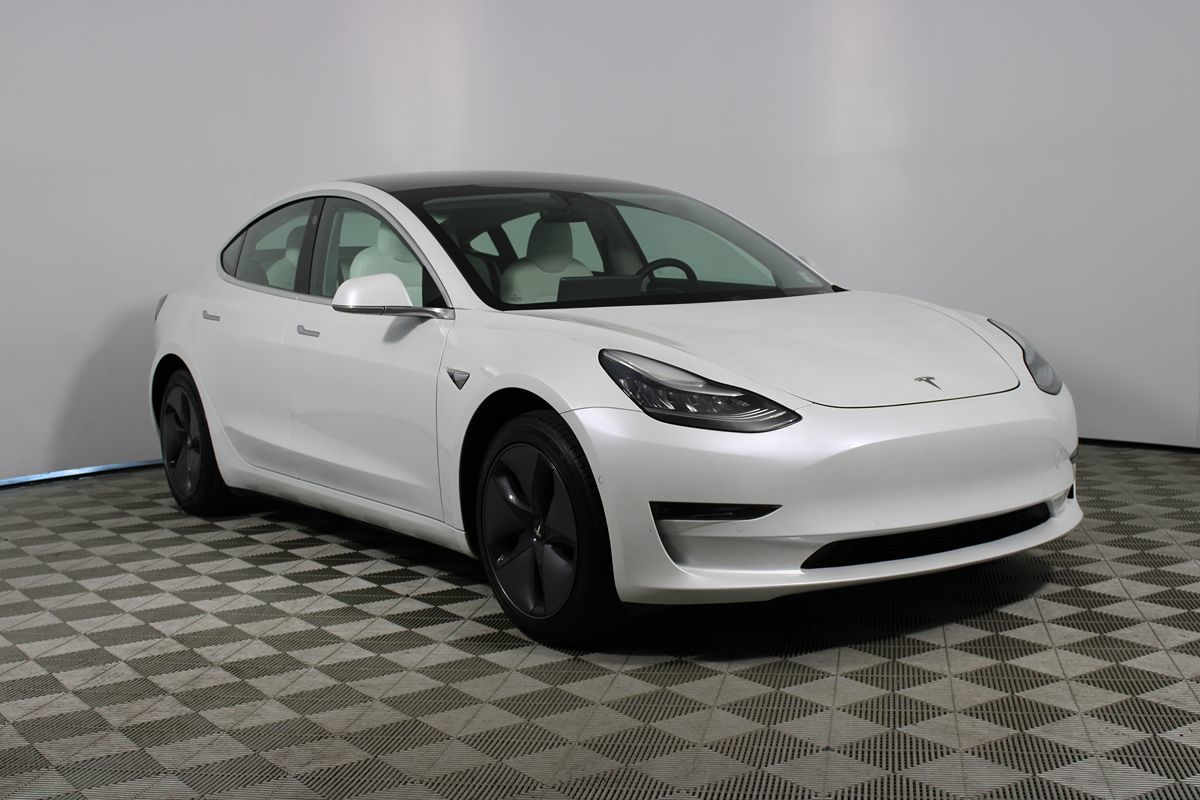 2020 Tesla Model 3 Standard Range Plus