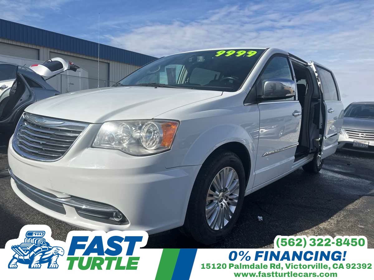 Used 2015 Chrysler Town & Country Limited with VIN 2C4RC1JG0FR729775 for sale in Victorville, CA