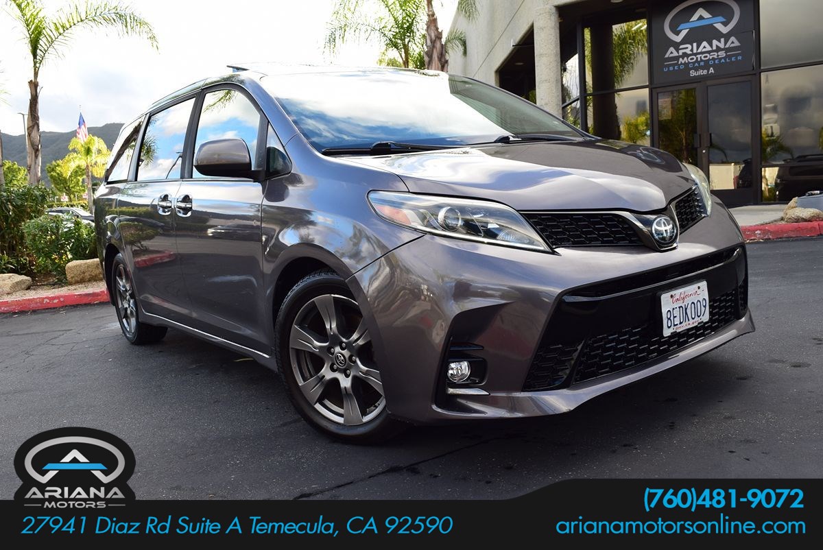 2018 Toyota Sienna SE