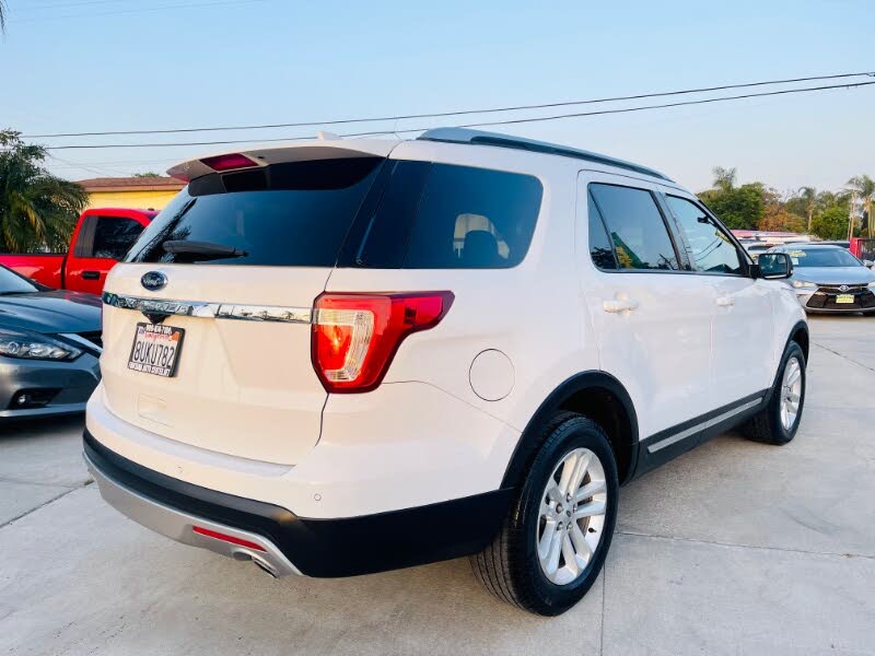Ford Explorer 2016 Ford Explorer 1FM5K7D8XGGA07589