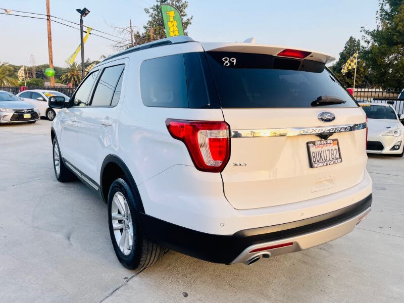 Ford Explorer 2016 Ford Explorer 1FM5K7D8XGGA07589