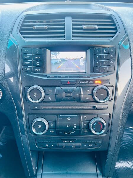 Ford Explorer 2016 Ford Explorer 1FM5K7D8XGGA07589