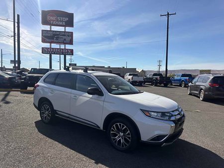 2016 Mitsubishi Outlander ES