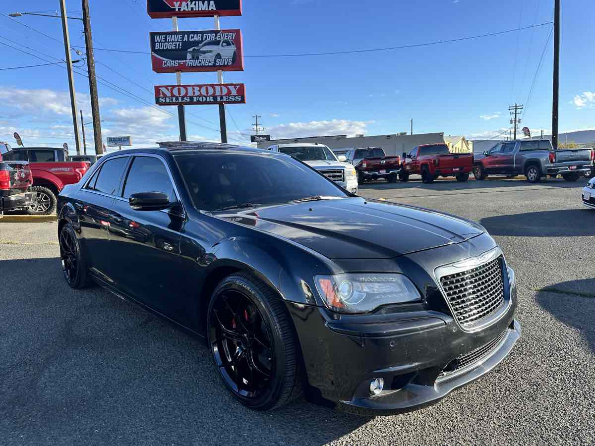 2013 Chrysler 300 SRT