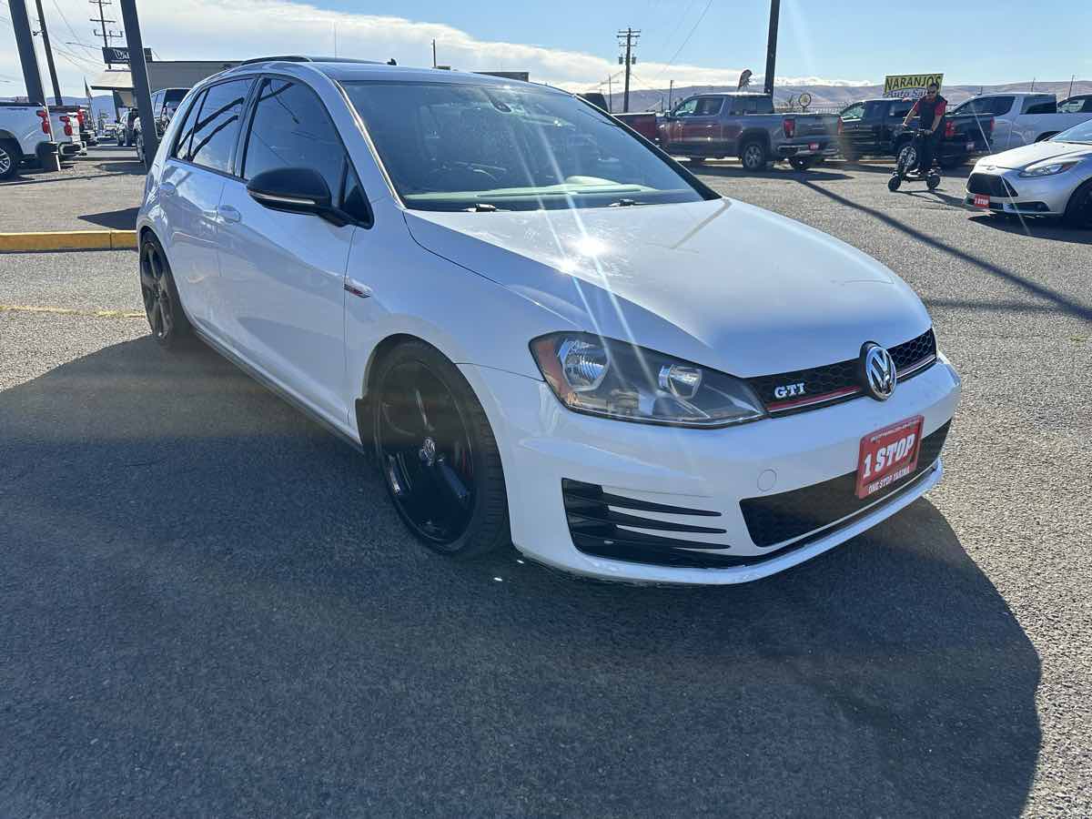 2015 Volkswagen Golf GTI SE