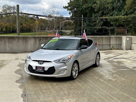 2013 Hyundai Veloster w/Black Int