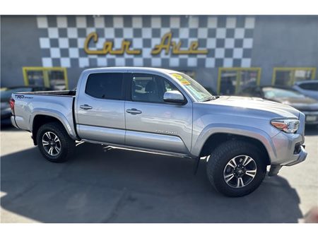 2018 Toyota Tacoma TRD Sport