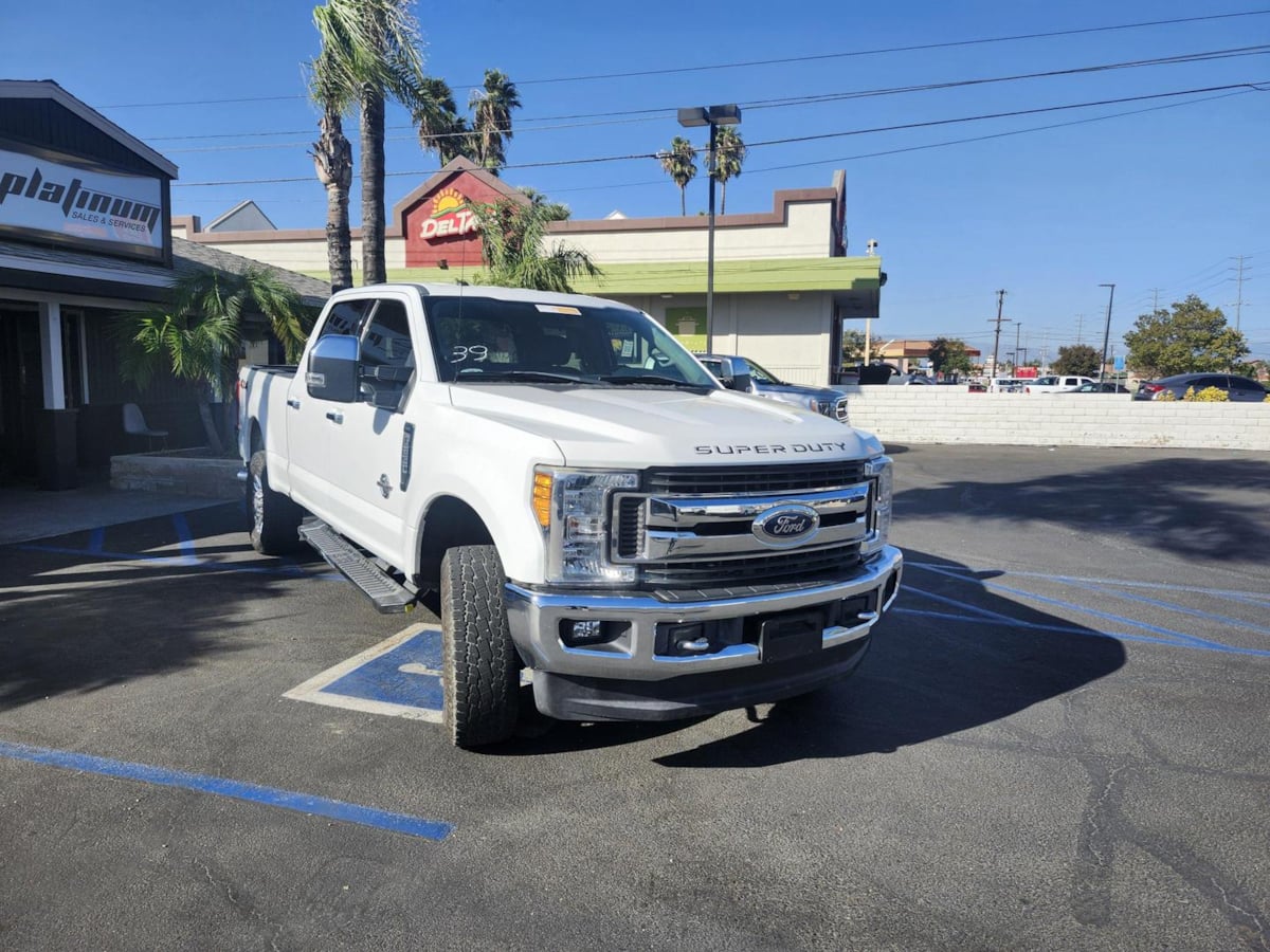 2017 Ford Super Duty F-250 SRW XLT