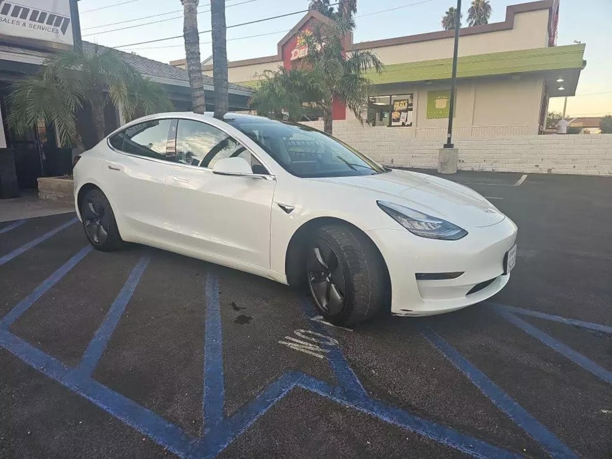 2020 Tesla Model 3 Standard Range